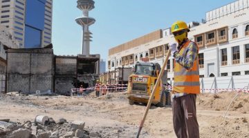 حظر العمل ظهراً في الأماكن المكشوفة يبدأ غداً