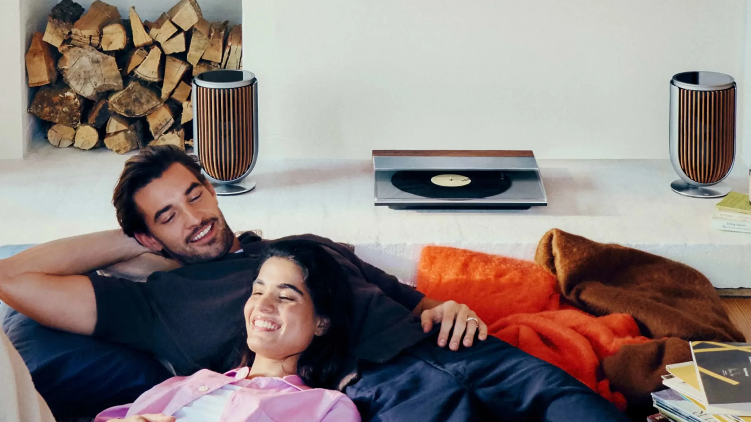 Bang & Olufsen Beosystem 3000c: مشغل أسطوانات من عام 1985 مزود بتقنية Wi-Fi مقابل 26000 يورو 5 Bang & Olufsen Beosystem 3000c: مشغل أسطوانات من عام 1985 مزود بتقنية Wi-Fi مقابل 26000 يورو