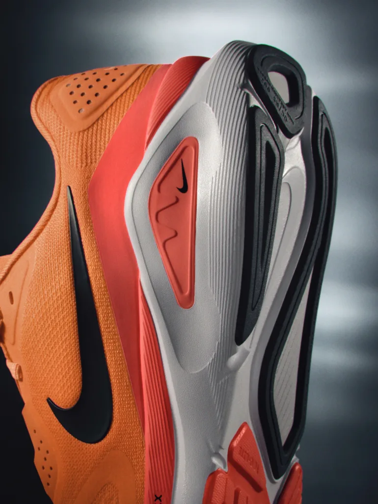 Nike Structure 26 أحذية رياضية تعزز كل خطوة من خطواتك.webp