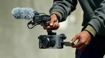 سوني FX2: كاميرا لمحبي الأفلام البوهيميين الذين لا يحبون التنازلات والهواتف الذكية