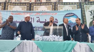 وسط حشود كبيرة.. أهالي الإسكندرية يؤدون صلاة عيد الأضحى بساحة سيدي المتولي برعاية حزب مستقبل وطن