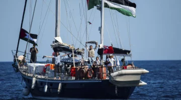 الجيش الإسرائيلي يعتزم التصدي لسفينة أسطول الحرية المتجهة إلى غزة