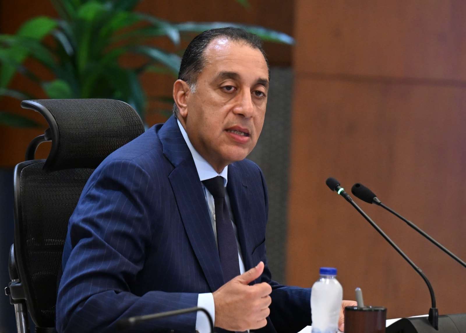 مدبولي يكشف حقيقة تعرض مصر لصدمة اقتصادية جديدة.. وتطور جديد بشأن شقق الإيجار التمليكي