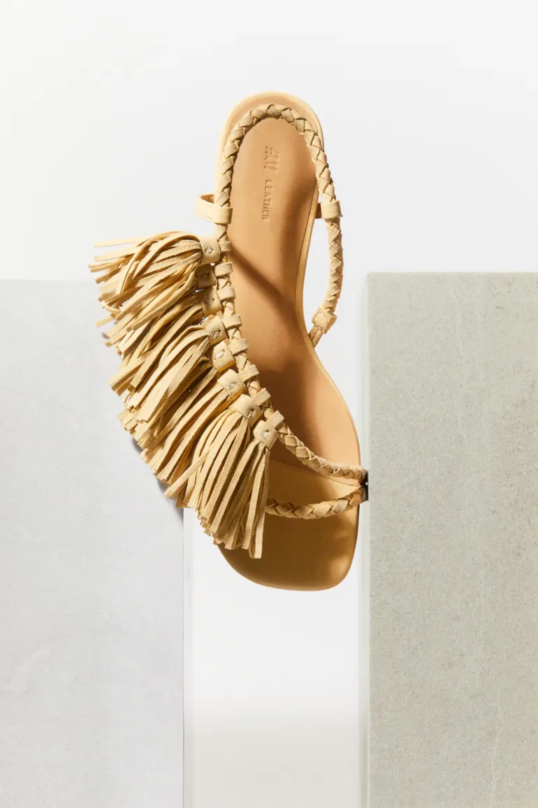 سحر استوائي، على طراز H&M: مجموعة H&M الصيفية الثانية، صيف 2025، هنا ويبدو أنها تبلغ قيمتها مليون يورو 23 1749109403 877 سحر استوائي، على طراز HM مجموعة HM الصيفية الثانية، صيف.webp