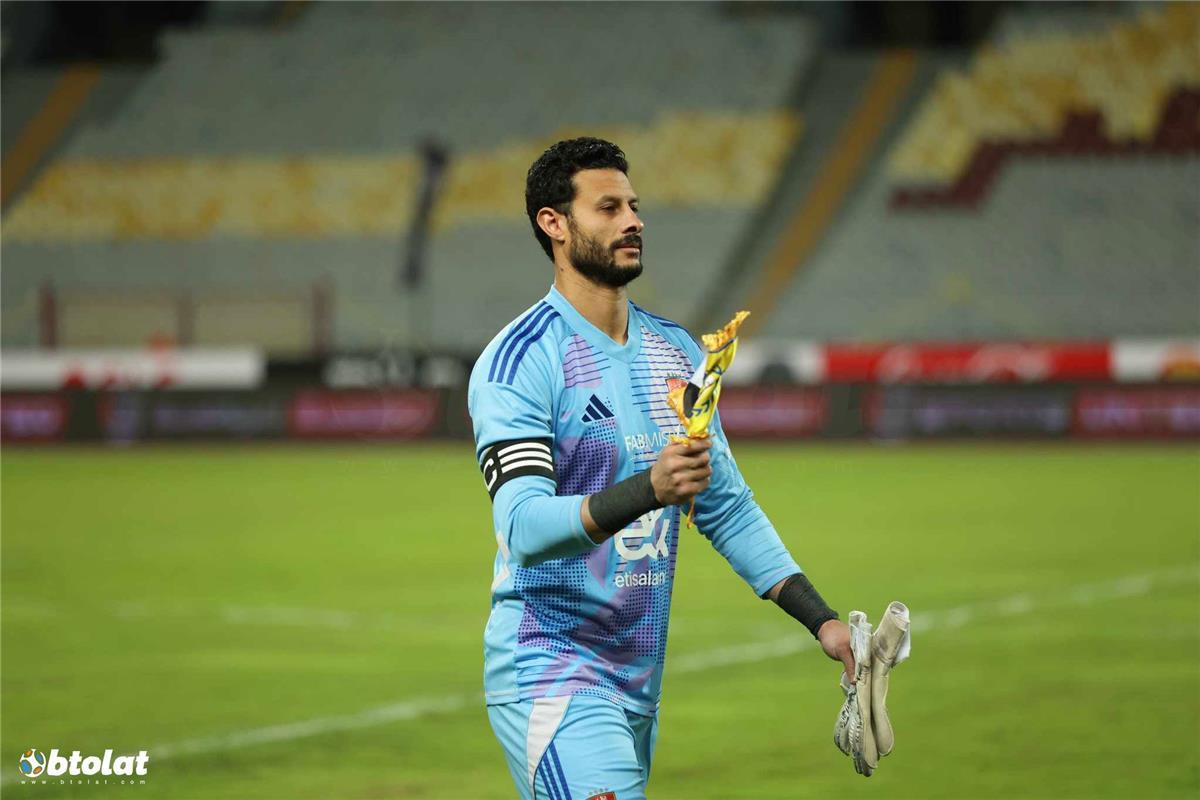 محمد الشناوي: الأهلي يشارك في كأس العالم للأندية بتاريخه الكبيرة.. ويطمئن الجماهير برسالة خاصة 5 محمد الشناوي: الأهلي يشارك في كأس العالم للأندية بتاريخه الكبيرة.. ويطمئن الجماهير برسالة خاصة