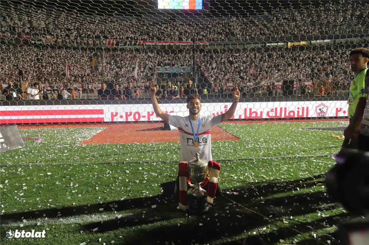 دونجا: تحملنا ضغوطًا هائلة لإسعاد جماهير الزمالك.. ونستهدف اللقب الثالث 5 دونجا: تحملنا ضغوطًا هائلة لإسعاد جماهير الزمالك.. ونستهدف اللقب الثالث