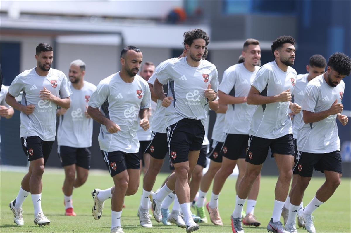 مران الأهلي في أمريكا | تدريبات خاصة للاعبين.. ومحاضرة فنية لـ ريبيرو 5 مران الأهلي في أمريكا | تدريبات خاصة للاعبين.. ومحاضرة فنية لـ ريبيرو