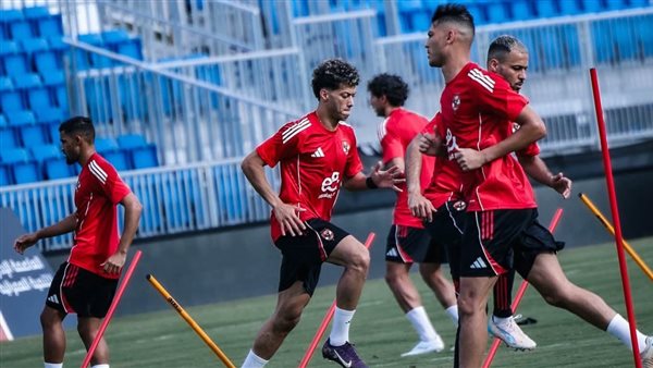 الأهلي يسيطر على قائمة الأغلى في إفريقيا.. تريزيجيه يتصدر وزيزو وصيفًا 5 الأهلي يسيطر على قائمة الأغلى في إفريقيا.. تريزيجيه يتصدر وزيزو وصيفًا