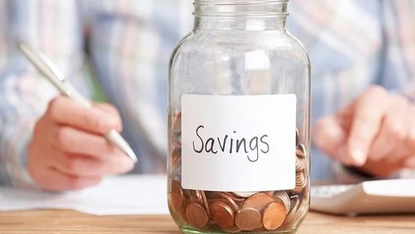 ما الفرق بين حساب التوفير العادي وحساب التوفير ذو العائد الشهري؟ 5 ما الفرق بين حساب التوفير العادي وحساب التوفير ذو العائد الشهري؟