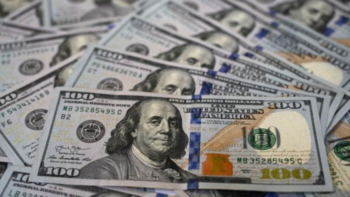 سعر الدولار في منتصف تعاملات اليوم الأحد 8 يونيو 2025 7 1749379531 885 سعر الدولار في منتصف تعاملات اليوم الأحد 8 يونيو 2025