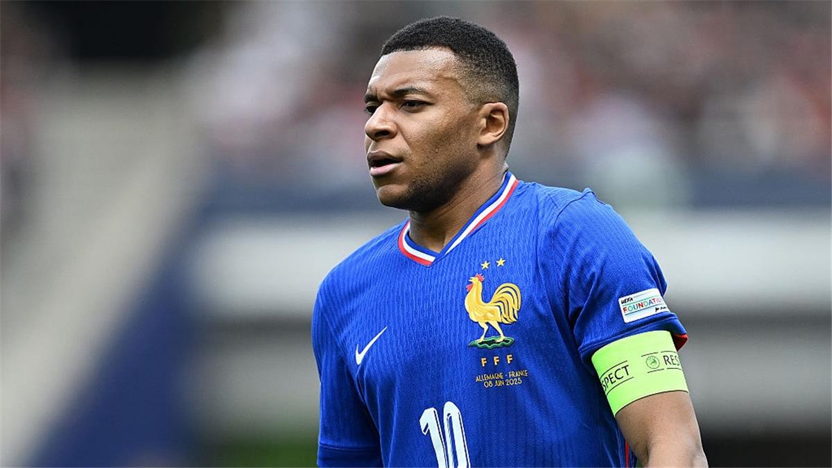 فيديو | مبابي يسجل ويصنع في فوز فرنسا على ألمانيا بـ دوري الأمم الأوروبية 5 فيديو | مبابي يسجل ويصنع في فوز فرنسا على ألمانيا بـ دوري الأمم الأوروبية