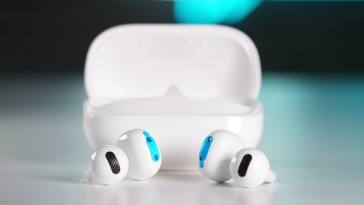شركة UGREEN تحتفل بمرور 13 عامًا على تأسيسها بإطلاق سلسلة Uno المبتكرة وسماعات ClipBuds Magic 22 1749462777 177 شركة UGREEN تحتفل بمرور 13 عامًا على تأسيسها بإطلاق سلسلة