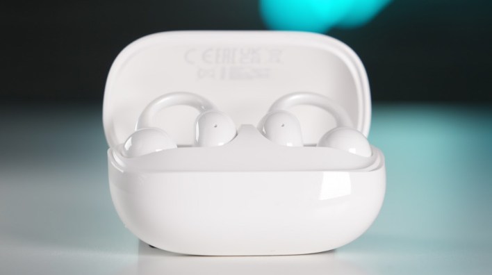 شركة UGREEN تحتفل بمرور 13 عامًا على تأسيسها بإطلاق سلسلة Uno المبتكرة وسماعات ClipBuds Magic 21 1749462777 442 شركة UGREEN تحتفل بمرور 13 عامًا على تأسيسها بإطلاق سلسلة