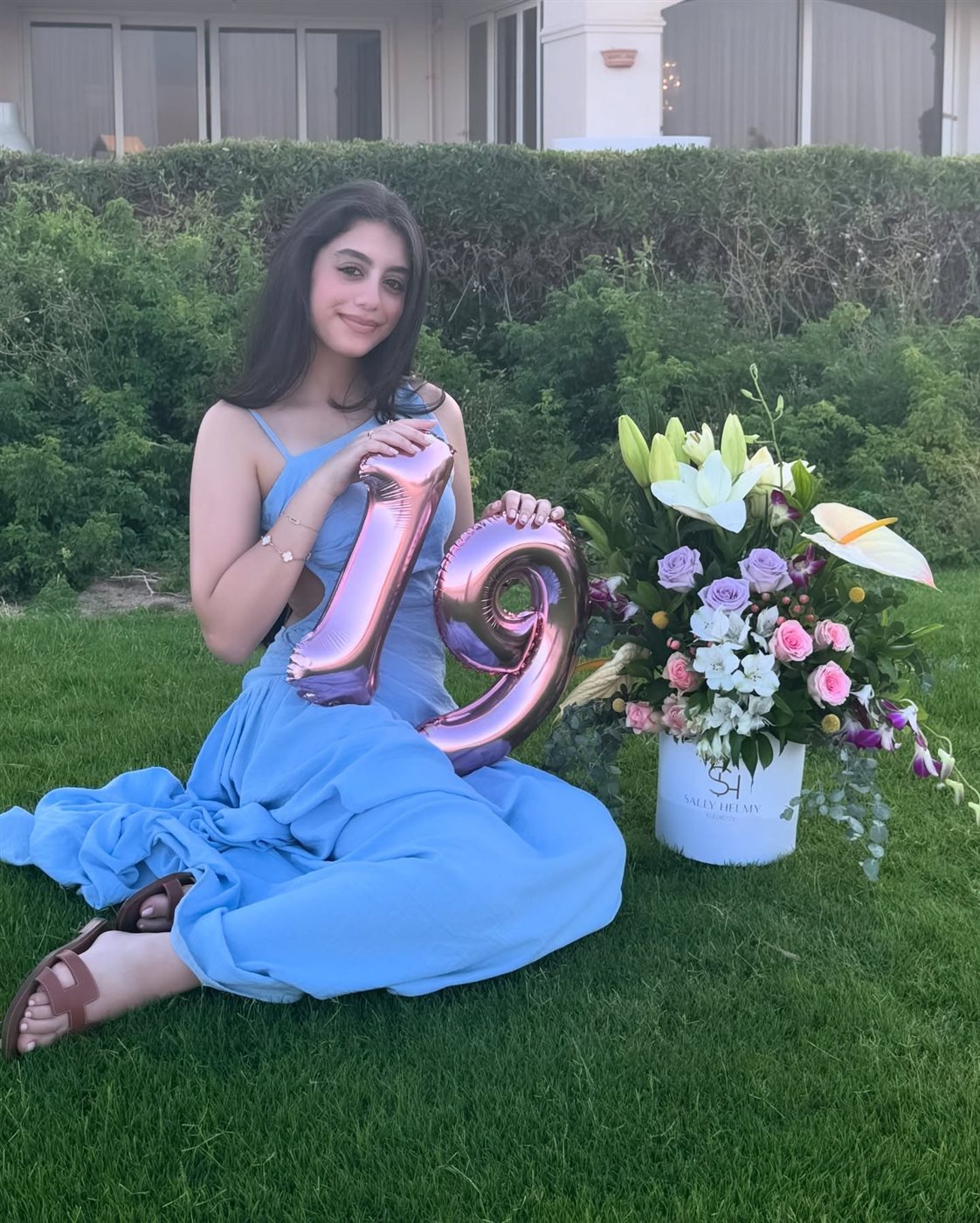 ياسمينا العبد تحتفل بعيد ميلادها الـ19 9 ياسمينا العبد تحتفل بعيد ميلادها الـ19