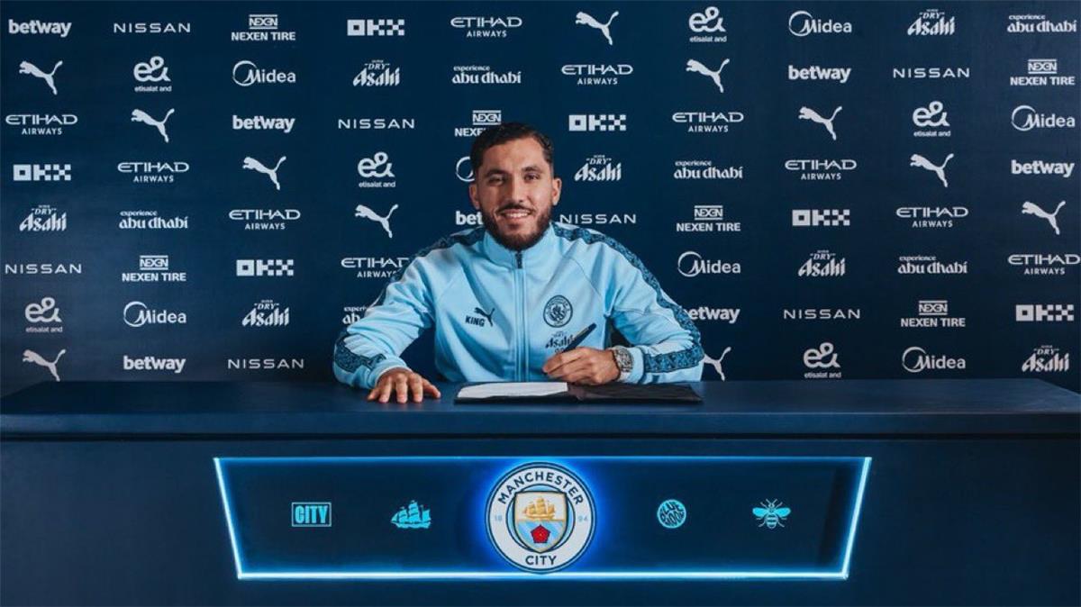 ريان شرقي عن المشاركة في كأس العالم للأندية: أريد رقمًا تاريخيًا مع مانشستر سيتي 5 ريان شرقي عن المشاركة في كأس العالم للأندية: أريد رقمًا تاريخيًا مع مانشستر سيتي