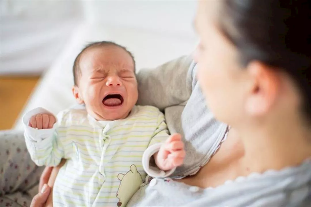 ما هي علامات الجوع على طفلك؟