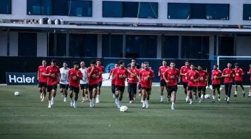 الأهلي يخوض مرانه الأول في أمريكا بمشاركة الصفقات