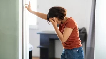 هل القولون العصبي يسبب الدوخة؟
