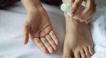فوائد تدليك القدمين بزيت المغنيسيوم