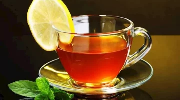 لماذا ينصح الأطباء بإضافة الليمون إلى الشاي؟