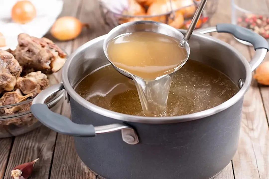 شوربة العظام.. احرص على تناولها في عيد الأضحى 5 شوربة العظام.. احرص على تناولها في عيد الأضحى