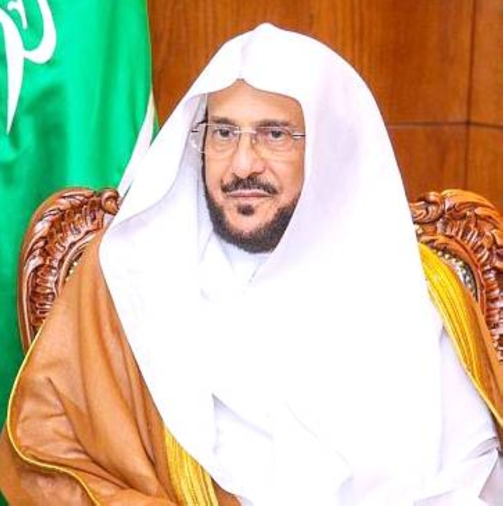 آل الشيخ لـ«عكاظ»: المتطرفون مكثوا عقوداً يبيضون ويفرخون.. والسعوديون تصدوا لهم بالمنهج المعتدل - أخبار السعودية 5 آل الشيخ لـ«عكاظ»: المتطرفون مكثوا عقوداً يبيضون ويفرخون.. والسعوديون تصدوا لهم بالمنهج المعتدل – أخبار السعودية