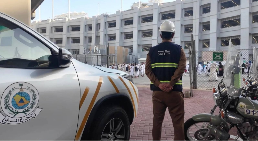 «الدفاع المدني» يواصل جهوده الميدانية بمنشأة الجمرات - أخبار السعودية 5 «الدفاع المدني» يواصل جهوده الميدانية بمنشأة الجمرات – أخبار السعودية