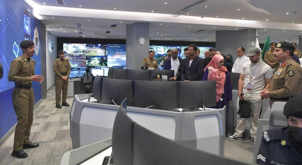 الوفود الإعلامية المشاركة في تغطية الحج تزور مركز القيادة والتحكم في المشاعر المقدسة - أخبار السعودية 5 الوفود الإعلامية المشاركة في تغطية الحج تزور مركز القيادة والتحكم في المشاعر المقدسة – أخبار السعودية