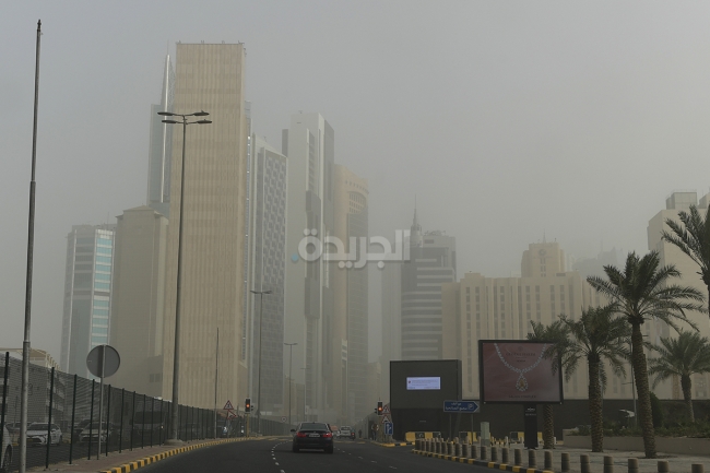 «الداخلية»: الحيطة والحذر جراء استمرار الرياح المثيرة للغبار 5 «الداخلية»: الحيطة والحذر جراء استمرار الرياح المثيرة للغبار