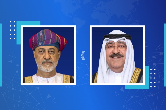 سمو أمير البلاد يتلقى اتصالاً هاتفياً من سلطان عمان للتهنئة بعيد الأضحى المبارك 5 سمو أمير البلاد يتلقى اتصالاً هاتفياً من سلطان عمان للتهنئة بعيد الأضحى المبارك