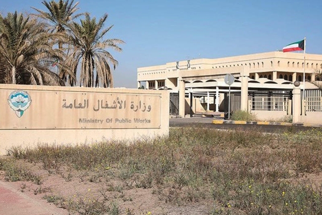 «الأشغال»: تلقينا 2222 بلاغاً خلال مايو 5 «الأشغال»: تلقينا 2222 بلاغاً خلال مايو