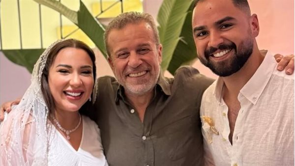 زوج أسما شريف منير يوجه رسالة مؤثرة: "هحطها جوه عيوني" 5 زوج أسما شريف منير يوجه رسالة مؤثرة: “هحطها جوه عيوني”