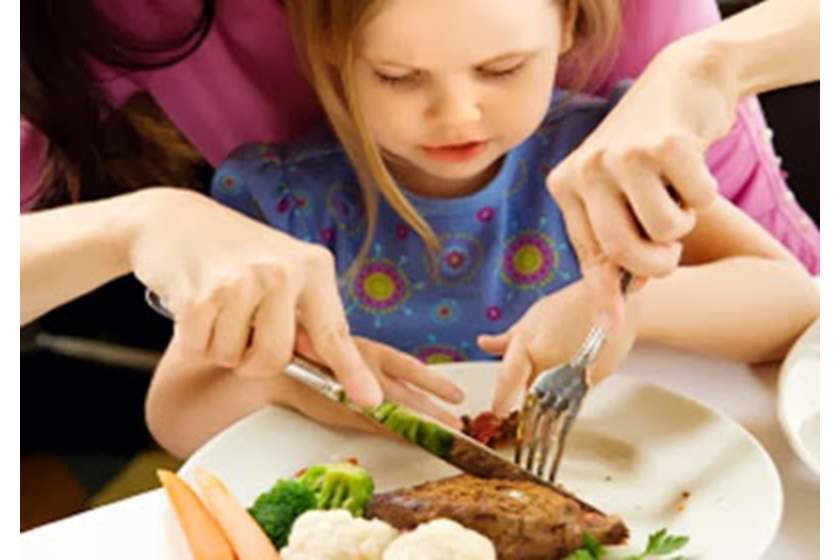 نصائح طبية لحماية صحة الأطفال خلال أيام عيد الأضحى.. فيديو 5 نصائح طبية لحماية صحة الأطفال خلال أيام عيد الأضحى.. فيديو