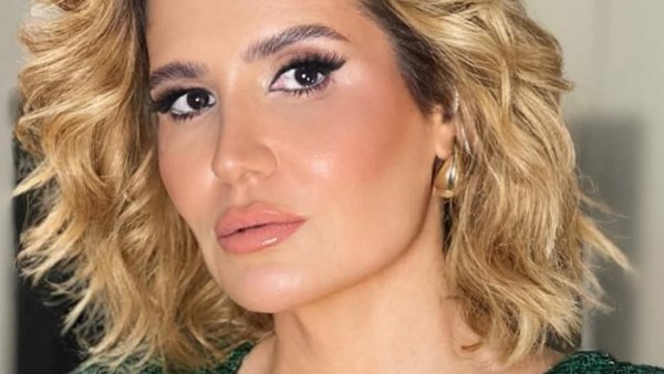 نشرة المرأة والمنوعات| ظهور لافت للشيف نرمين هنو بعد ارتداء الحجاب..هنا شيحة تخطف الأنظار في هولندا..علامات انخفاض هرمون الاستروجين