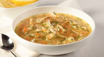 طريقة عمل شوربة لسان العصفور بالجزر والبطاطس