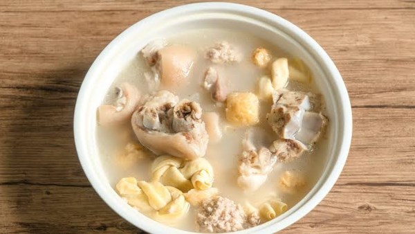ماذا يحدث للجسم عند تناول شوربة الكوارع؟ .. اعرف فوائدها الصحية 5 ماذا يحدث للجسم عند تناول شوربة الكوارع؟ .. اعرف فوائدها الصحية