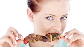 نصائح ذهبية لتجنب التسمم الغذائي أثناء التعامل مع اللحوم النيئة