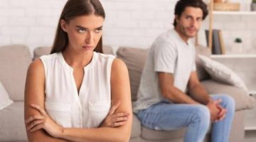 العناد المتبادل في العلاقات لا يُثبت القوة.. بل يؤدي لانهيار الحب