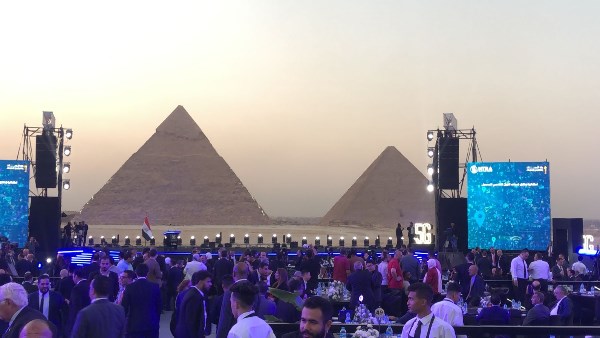 مدبولي يصل إلى احتفالية إطلاق خدمات الجيل الخامس لشبكات المحمول 5 مدبولي يصل إلى احتفالية إطلاق خدمات الجيل الخامس لشبكات المحمول