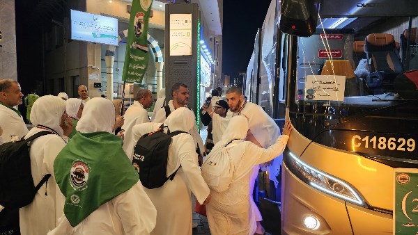 نجاح خطة تصعيد حجاج الجمعيات الأهلية إلى عرفات 5 نجاح خطة تصعيد حجاج الجمعيات الأهلية إلى عرفات