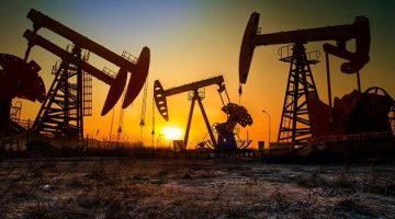ارتفاع النفط 1.5%.. وخام برنت يُغلق أعلى 65 دولاراً – صدي الخليج