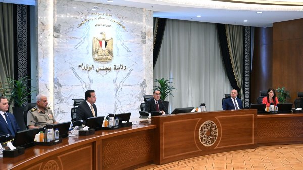 مصادر تكشف لـ صدى البلد عن أول الأسماء الراحلة من حكومة مدبولي 5 مصادر تكشف لـ صدى البلد عن أول الأسماء الراحلة من حكومة مدبولي