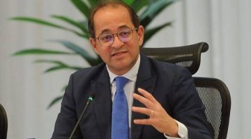 المالية تفاجيء الموظفين في العيد وتُعلن زيادة المرتبات 2025