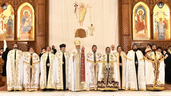 عشية سيامة 8 أساقفة جُدد وتجليس أسقف عام في عيد دخول السيد المسيح أرض مصر|صور 5 عشية سيامة 8 أساقفة جُدد وتجليس أسقف عام في عيد دخول السيد المسيح أرض مصر|صور