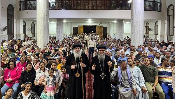 احتفالات عيد أباهور البهجوري في كنيسته بسوادة.. صور 5 احتفالات عيد أباهور البهجوري في كنيسته بسوادة.. صور