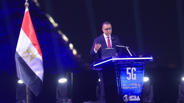 "ڤودافون مصر" تعتمد على خبرتها العالمية في دعم جهود التحول الرقمي وتطلق تكنولوجيا ال" 5G" بأوسع تغطية في مصر 5 “ڤودافون مصر” تعتمد على خبرتها العالمية في دعم جهود التحول الرقمي وتطلق تكنولوجيا ال” 5G” بأوسع تغطية في مصر