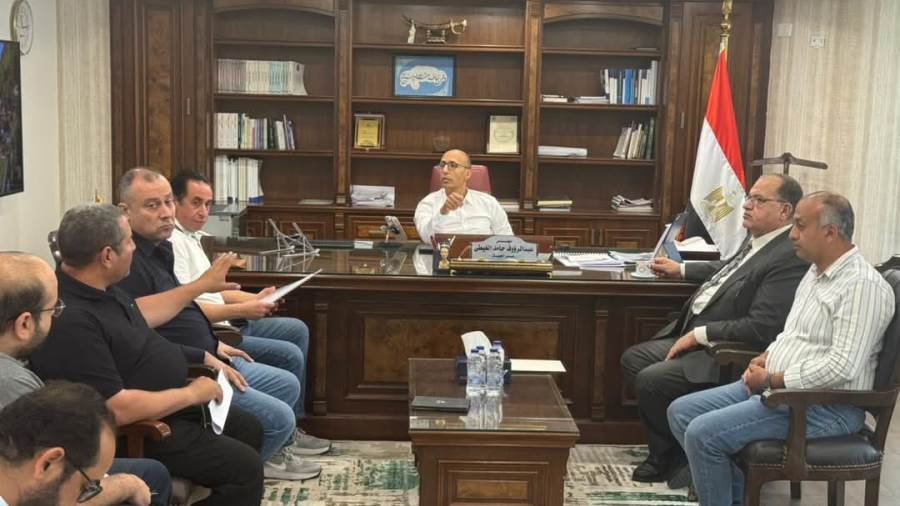 صدي الخليج | رئيس جهاز القاهرة الجديدة يلتقي سكان "بيت الوطن" و "دار مصر" لمناقشة مقترحاتهم ومطالبهم 5 صدي الخليج | رئيس جهاز القاهرة الجديدة يلتقي سكان “بيت الوطن” و “دار مصر” لمناقشة مقترحاتهم ومطالبهم