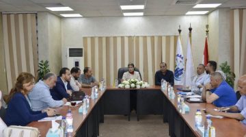 صدي الخليج | مسئولو جهاز السويس الجديدة يبحثوا مع مجموعة من مستثمري الحي الصناعي التعاون المشترك