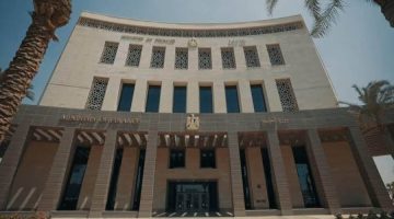 صدي الخليج | «المالية» توضح تخصيص أرض البحر الأحمر يستهدف تطويرها واستخدامها ضمانة لإصدار صكوك سيادية
