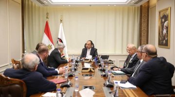 صدي الخليج | وزير قطاع الأعمال يبحث مع «ماير تكنيمونت» الإيطالية تطورات مشروع حامض النيتريك بشركة كيما بأسوان